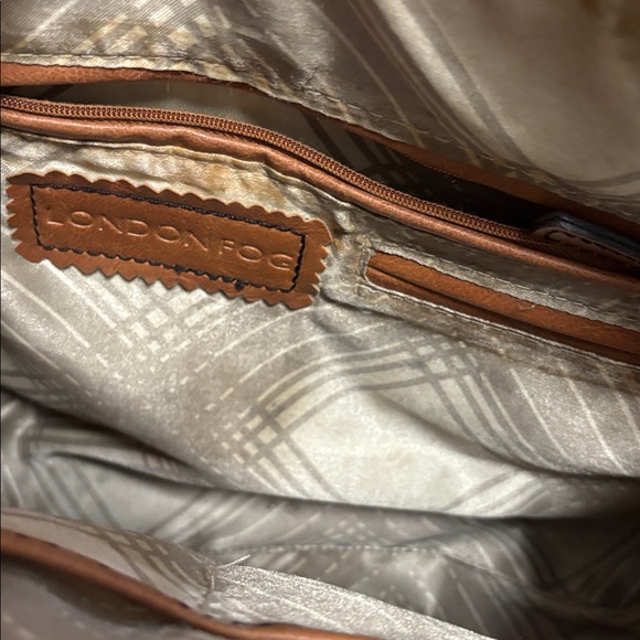 London Fog Tan Leather Handbag - Picture 4 of 9